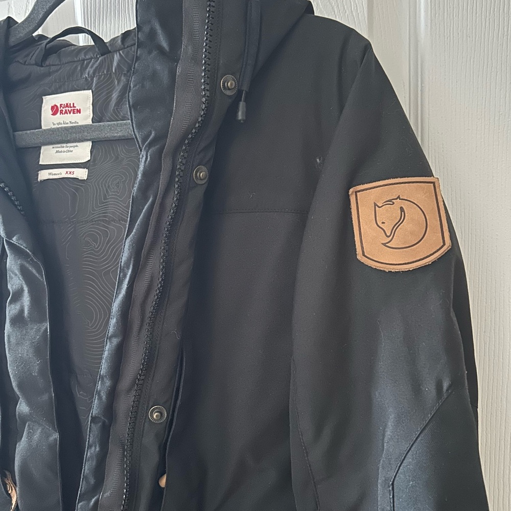 Fjallraven Women Barents Parka - Picture 2 of 3